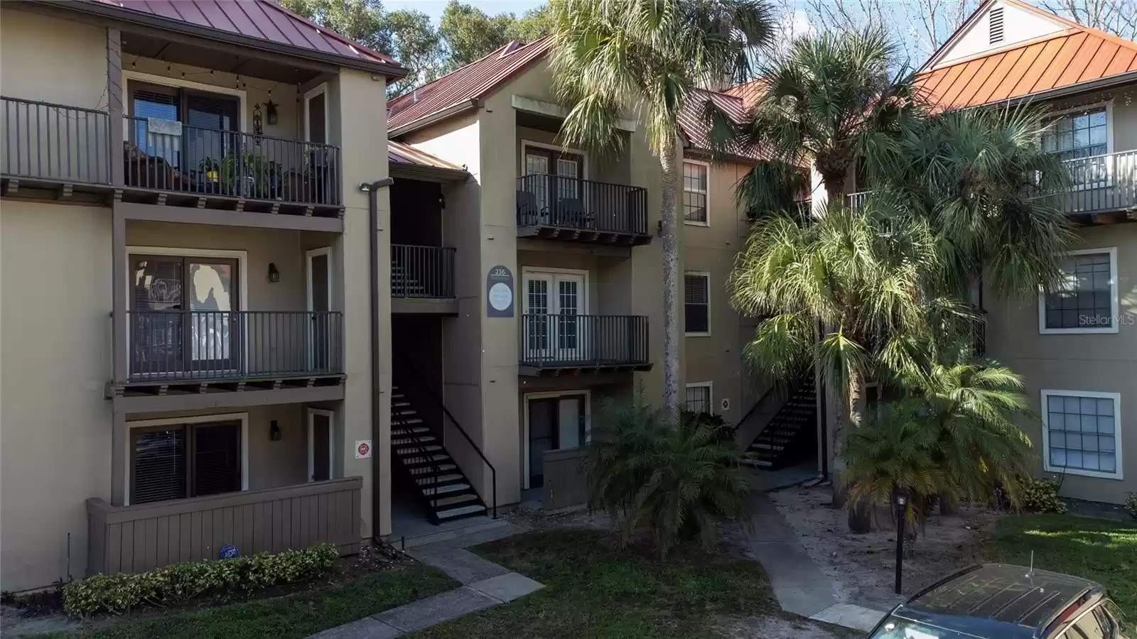 236 AFTON SQUARE, ALTAMONTE SPRINGS, Florida 32714, 1 Bedroom Bedrooms, ,1 BathroomBathrooms,Residential,For Sale,AFTON,MFRO6175937