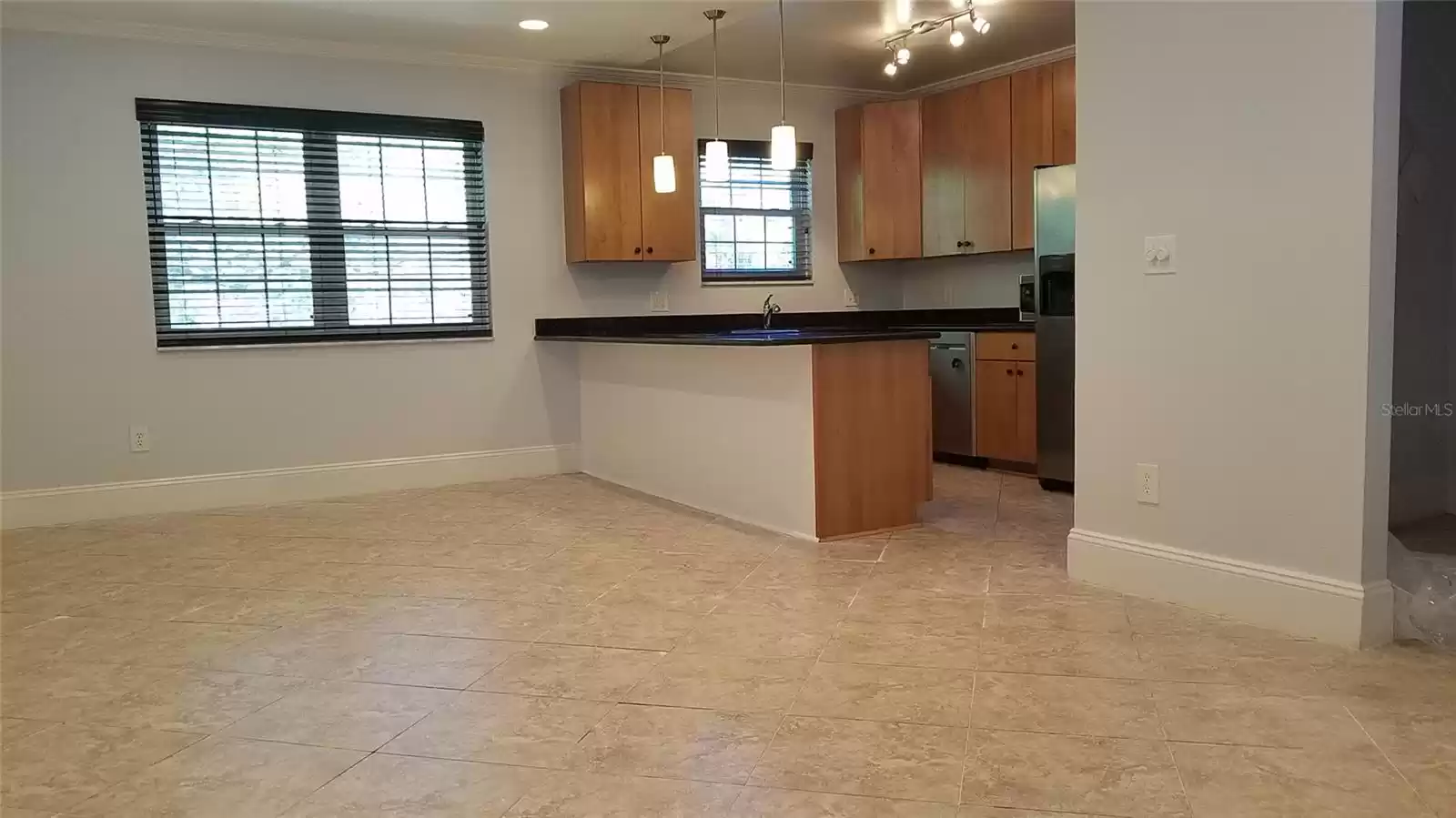 612 CHURCH STREET, ORLANDO, Florida 32801, 3 Bedrooms Bedrooms, ,2 BathroomsBathrooms,Residential Lease,For Rent,CHURCH,MFRO6196458