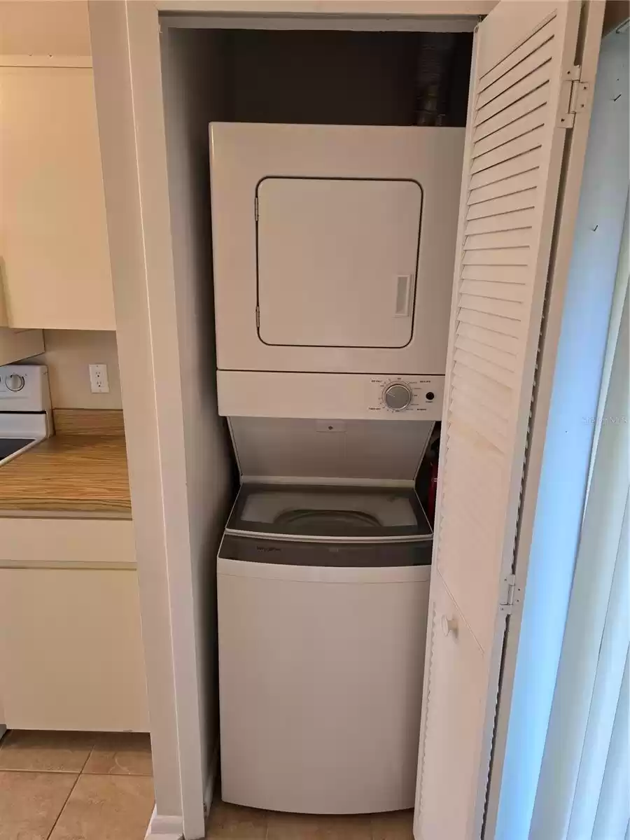 Included Washer/Dryer