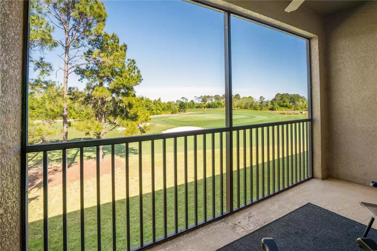 Great screened patio with amazing views