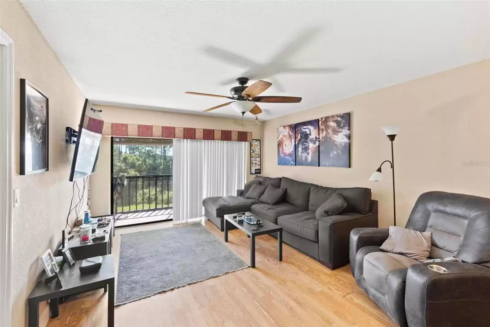 1054 LOTUS COVE COURT, ALTAMONTE SPRINGS, Florida 32714, 2 Bedrooms Bedrooms, ,2 BathroomsBathrooms,Residential,For Sale,LOTUS COVE,MFRO6150387