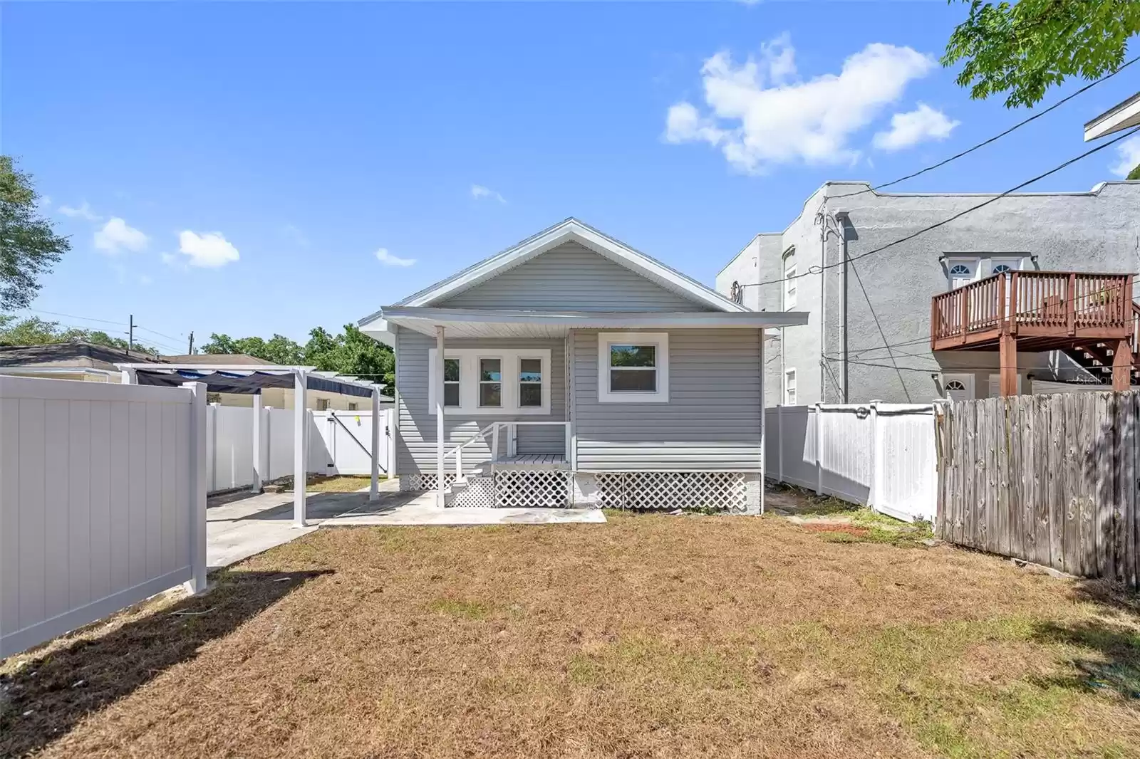302 WOODLAWN AVENUE, TAMPA, Florida 33603, 3 Bedrooms Bedrooms, ,2 BathroomsBathrooms,Residential Lease,For Rent,WOODLAWN,MFRO6197941