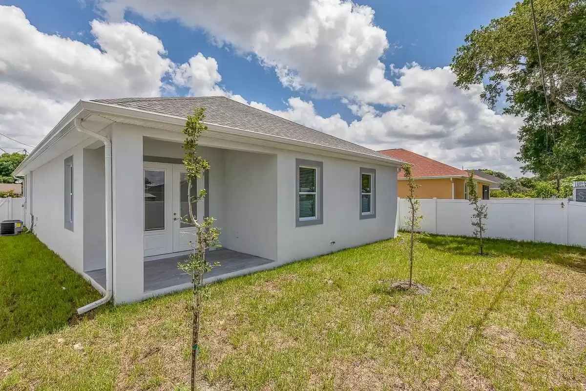 2506 SOUTH AVENUE, TAMPA, Florida 33614, 3 Bedrooms Bedrooms, ,2 BathroomsBathrooms,Residential,For Sale,SOUTH,MFRT3520438
